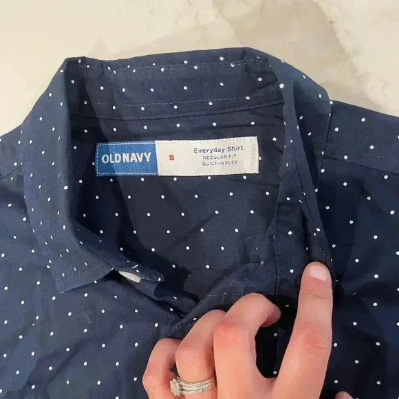 Old Navy Blue Polka Dot Flex Short Sleeve Casual Button Up Regular Fit Men Small - Picture 3 of 5